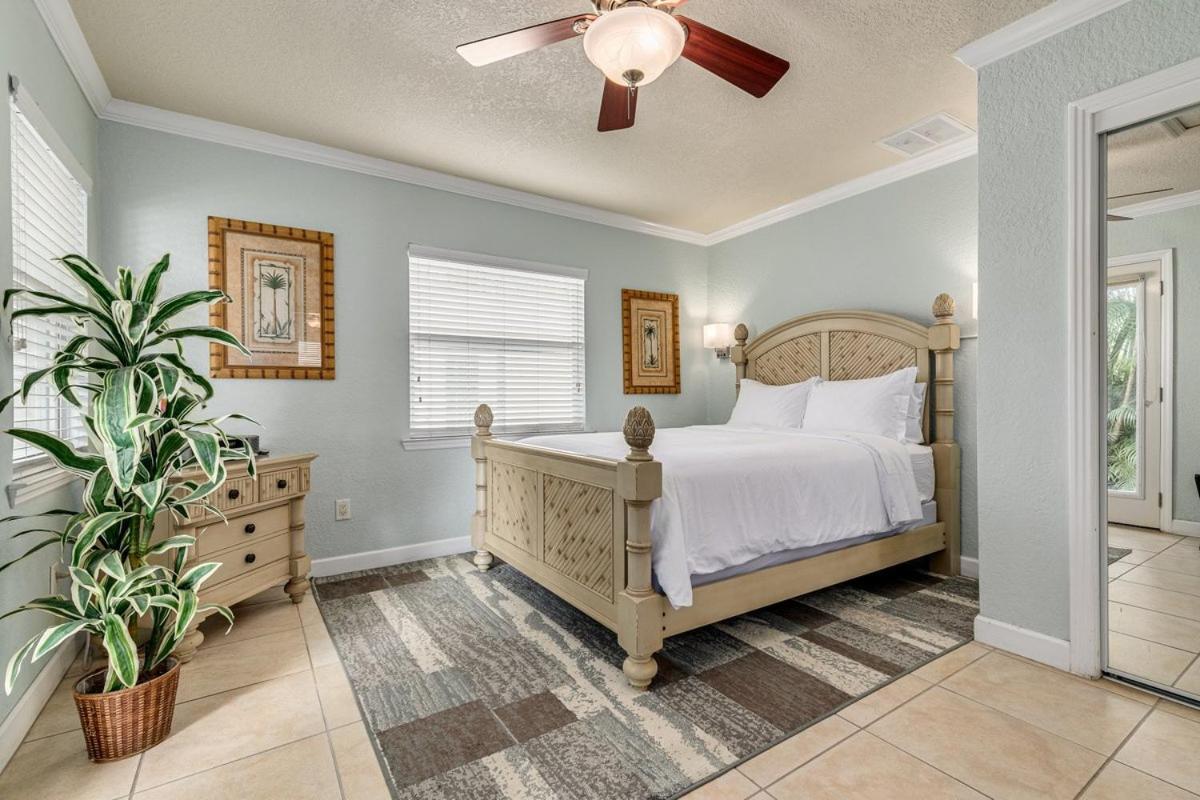 Walkable To Restaurants And Steps To The Beach! - Coconut Villa'S Suite 10 St. Pete Beach Zewnętrze zdjęcie